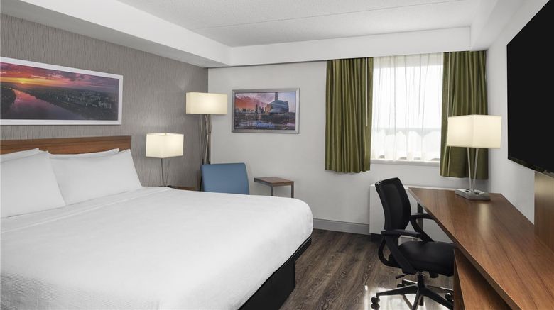 <b>Birchwood Inn, BW Premier Collection Room</b>. Images powered by <a href="https://iceportal.shijigroup.com/" title="IcePortal" target="_blank">IcePortal</a>.