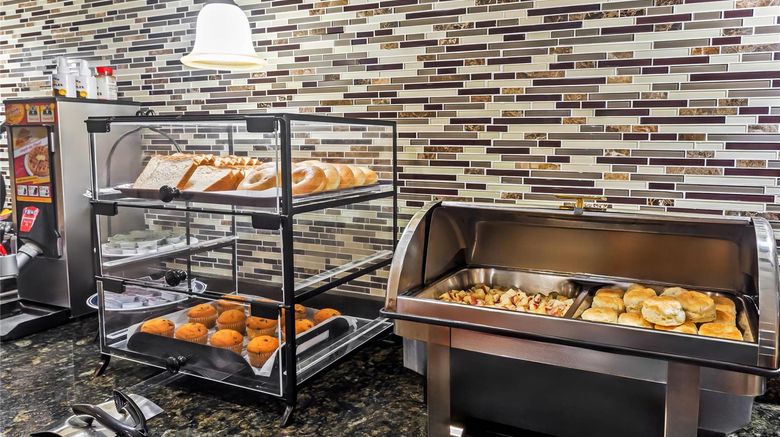 <b>Rodeway Inn Restaurant</b>. Images powered by <a href="https://iceportal.shijigroup.com/" title="IcePortal" target="_blank">IcePortal</a>.