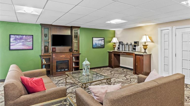Rodeway Inn Lobby
