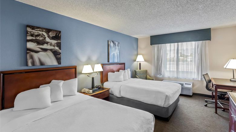 <b>Rodeway Inn Room</b>. Images powered by <a href="https://iceportal.shijigroup.com/" title="IcePortal" target="_blank">IcePortal</a>.