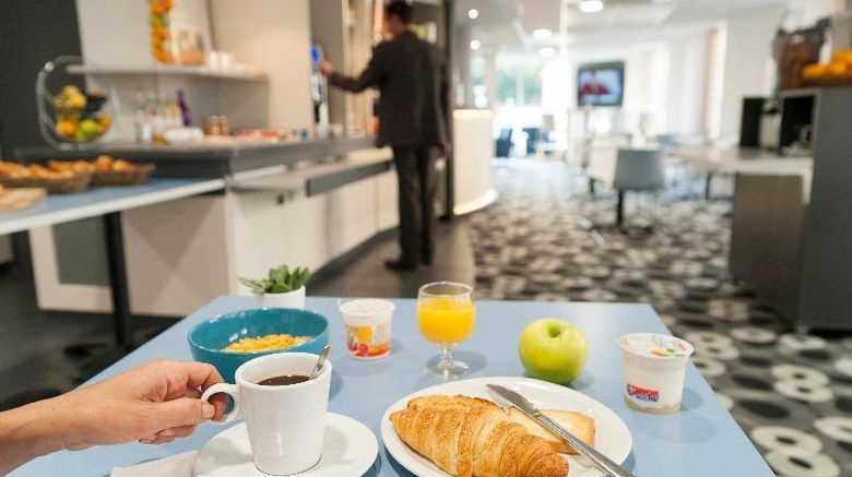 <b>Brit Hotel Macon Centre Gare Restaurant</b>. Images powered by <a href="https://iceportal.shijigroup.com/" title="IcePortal" target="_blank">IcePortal</a>.