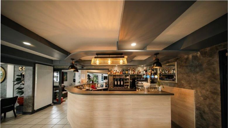 <b>Brit Hotel La Bonne Etape Restaurant</b>. Images powered by <a href="https://iceportal.shijigroup.com/" title="IcePortal" target="_blank">IcePortal</a>.