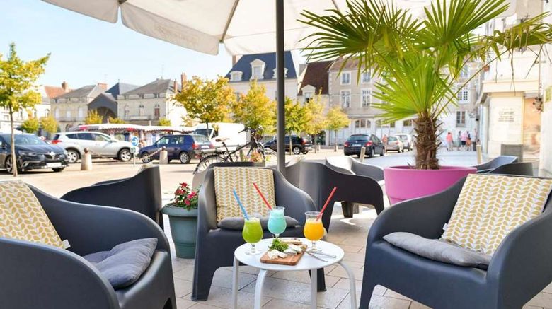 <b>Hotel Le Puits Dore Restaurant</b>. Images powered by <a href="https://iceportal.shijigroup.com/" title="IcePortal" target="_blank">IcePortal</a>.