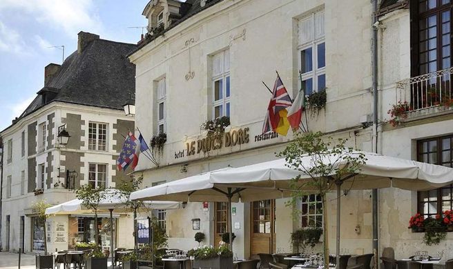 Hotel Le Puits Dore Exterior