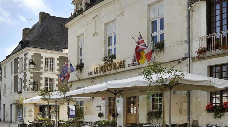 Hotel Le Puits Dore Exterior