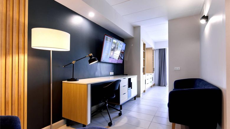 <b>Radisson Hotel Paramaribo Suite</b>. Images powered by <a href="https://iceportal.shijigroup.com/" title="IcePortal" target="_blank">IcePortal</a>.