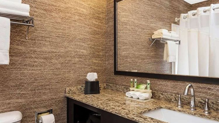 Wyndham Garden Anchorage Airport Room