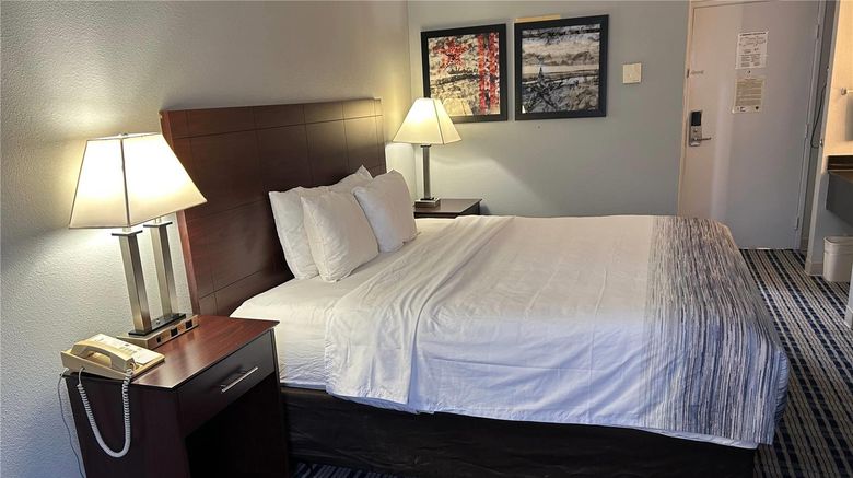 <b>AmericInn Mosinee Central Wisconsin Airport Room</b>. Images powered by <a href="https://iceportal.shijigroup.com/" title="IcePortal" target="_blank">IcePortal</a>.