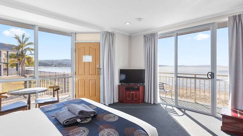 <b>Best Western Port Lincoln Room</b>. Images powered by <a href="https://iceportal.shijigroup.com/" title="IcePortal" target="_blank">IcePortal</a>.