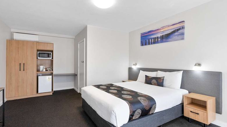 <b>Best Western Port Lincoln Room</b>. Images powered by <a href="https://iceportal.shijigroup.com/" title="IcePortal" target="_blank">IcePortal</a>.