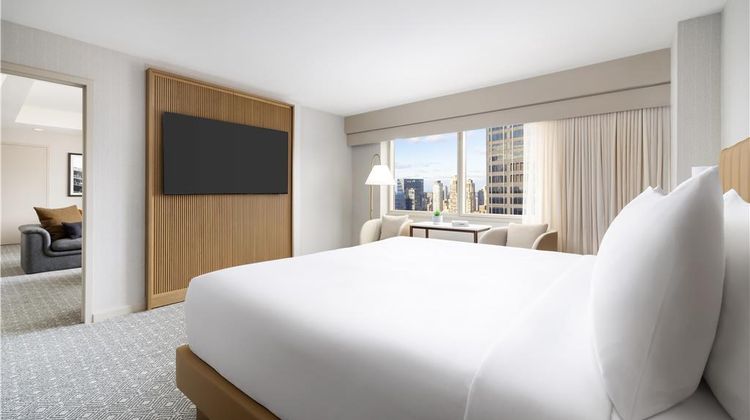 Hyatt Regency Times Square Suite