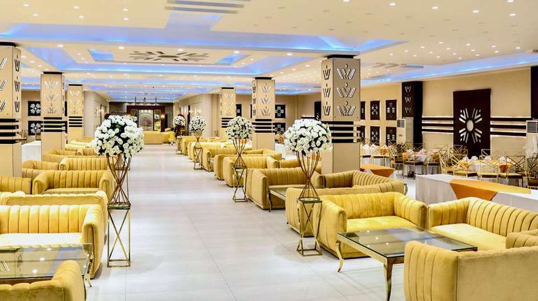 <b>Best Western Hotel City Center Gujranwal Ballroom</b>. Images powered by <a href="https://iceportal.shijigroup.com/" title="IcePortal" target="_blank">IcePortal</a>.
