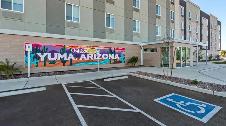 Everhome Suites Yuma Exterior