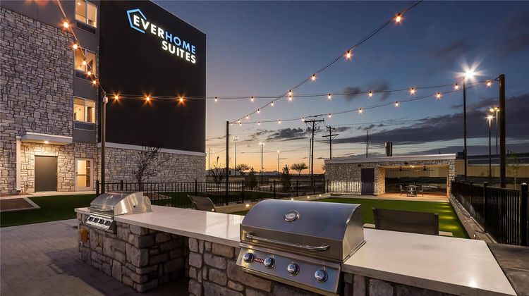 Everhome Suites El Paso Exterior