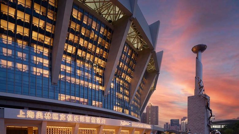 <b>Radisson Blu Shanghai Stadium Exterior</b>. Images powered by <a href="https://iceportal.shijigroup.com/" title="IcePortal" target="_blank">IcePortal</a>.