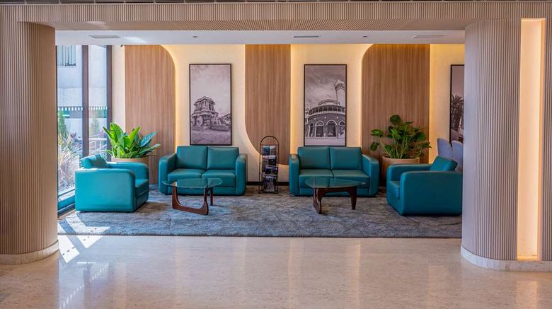 <b>Park Inn & Suites by Radisson Bengaluru Lobby</b>. Images powered by <a href="https://iceportal.shijigroup.com/" title="IcePortal" target="_blank">IcePortal</a>.