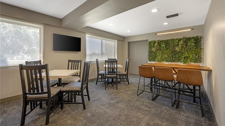 Best Western North I-25 Hotel Restaurant