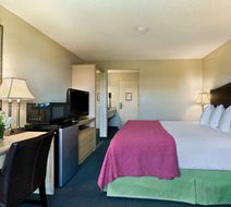 Oxnard Inn Lancaster Room