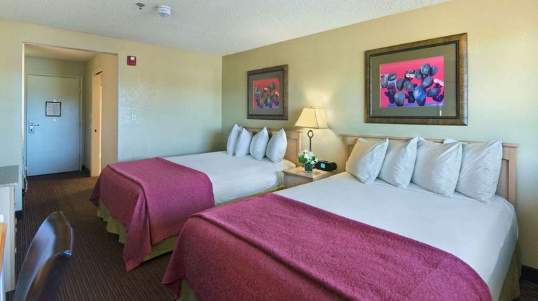 <b>Oxnard Inn Lancaster Room</b>. Images powered by <a href="https://iceportal.shijigroup.com/" title="IcePortal" target="_blank">IcePortal</a>.