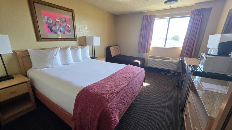 Oxnard Inn Lancaster Room