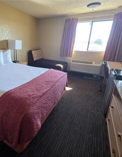 Oxnard Inn Lancaster