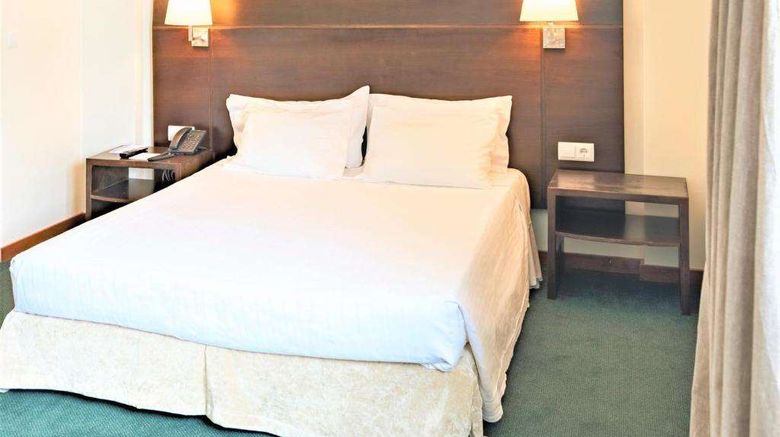 <b>Amazonia Jamor Hotel Suite</b>. Images powered by <a href="https://iceportal.shijigroup.com/" title="IcePortal" target="_blank">IcePortal</a>.