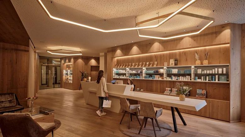 <b>Edelweiss  Der Stern In Den Alpen Health</b>. Images powered by <a href="https://iceportal.shijigroup.com/" title="IcePortal" target="_blank">IcePortal</a>.