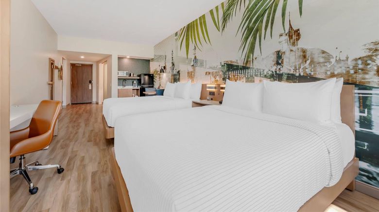 <b>Cambria Hotel Tampa-Brandon Suite</b>. Images powered by <a href="https://iceportal.shijigroup.com/" title="IcePortal" target="_blank">IcePortal</a>.
