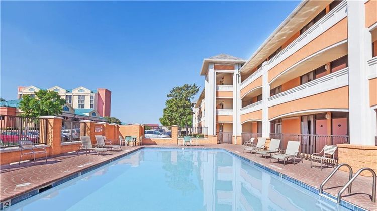 SureStay by Best Western Irving Pool