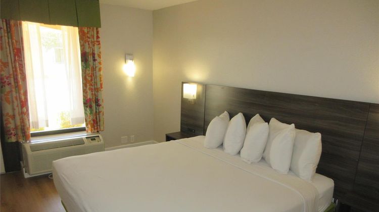 SureStay by Best Western Irving Suite
