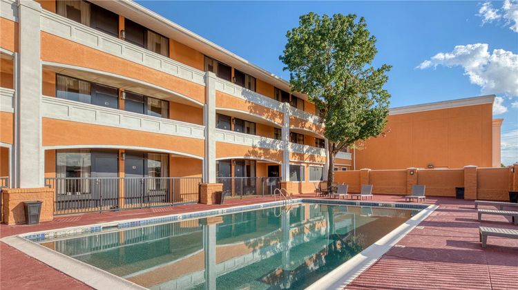 Best Western Irving Grapevine DFW North Pool