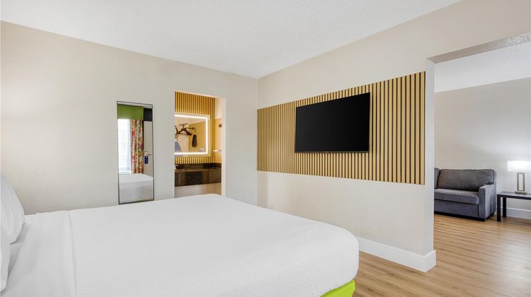 Best Western Irving Grapevine DFW North Suite