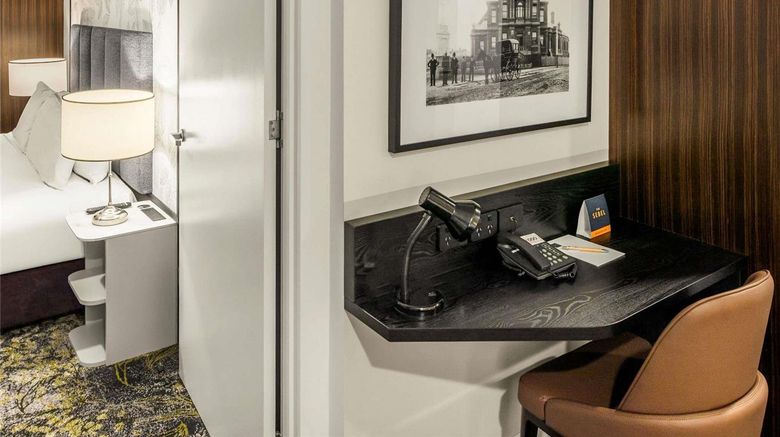 <b>The Sebel Melbourne Kew Room</b>. Images powered by <a href="https://iceportal.shijigroup.com/" title="IcePortal" target="_blank">IcePortal</a>.