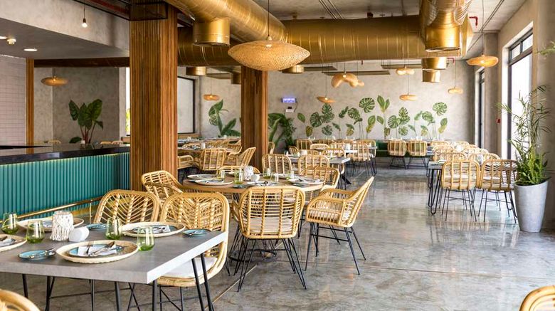 <b>Labranda Club Makadi Restaurant</b>. Images powered by <a href="https://iceportal.shijigroup.com/" title="IcePortal" target="_blank">IcePortal</a>.