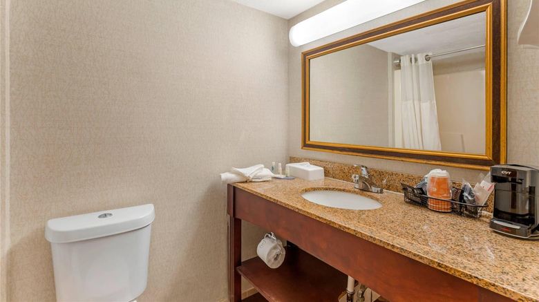 <b>Clarion Hotel Room</b>. Images powered by <a href="https://iceportal.shijigroup.com/" title="IcePortal" target="_blank">IcePortal</a>.