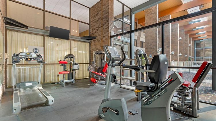 Clarion Hotel Health