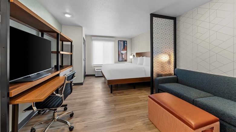 <b>EverHome Suites Waco Room</b>. Images powered by <a href="https://iceportal.shijigroup.com/" title="IcePortal" target="_blank">IcePortal</a>.
