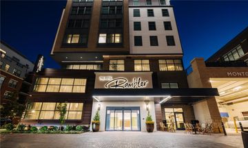 Hotel Rambler Tapestry