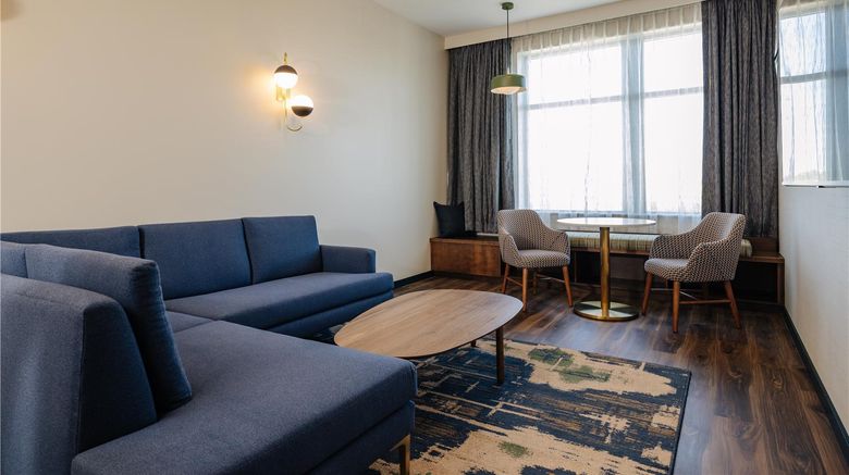<b>Hotel Rambler Tapestry Room</b>. Images powered by <a href="https://iceportal.shijigroup.com/" title="IcePortal" target="_blank">IcePortal</a>.