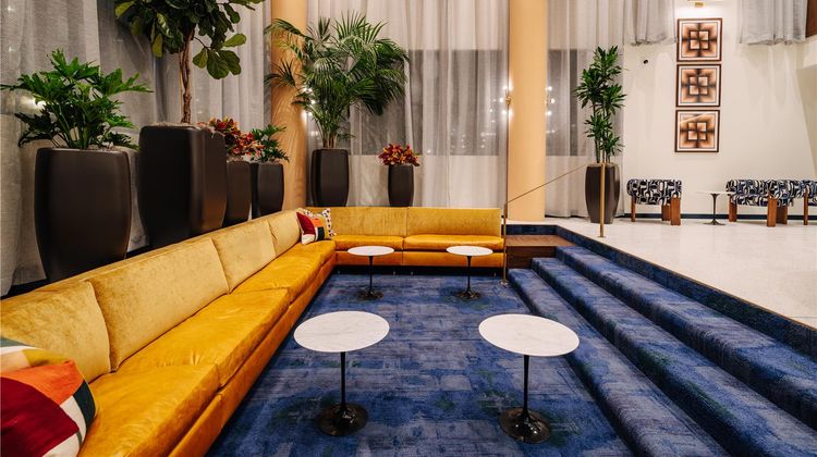 Hotel Rambler Tapestry Lobby