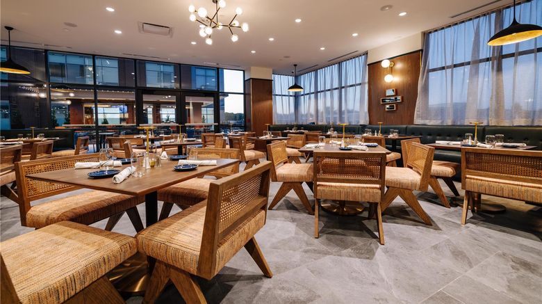<b>Hotel Rambler Tapestry Restaurant</b>. Images powered by <a href="https://iceportal.shijigroup.com/" title="IcePortal" target="_blank">IcePortal</a>.