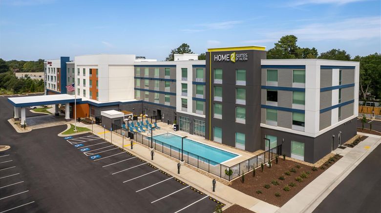 <b>Hampton Inn Hilton Aiken Exterior</b>. Images powered by <a href="https://iceportal.shijigroup.com/" title="IcePortal" target="_blank">IcePortal</a>.