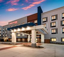 Hampton Inn & Suites Irving DFW Airport Exterior