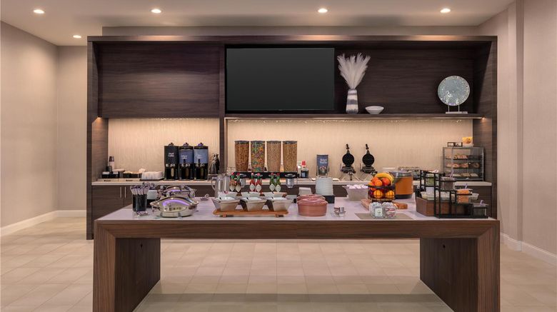 <b>Hilton Garden Inn Wichita Airport Restaurant</b>. Images powered by <a href="https://iceportal.shijigroup.com/" title="IcePortal" target="_blank">IcePortal</a>.
