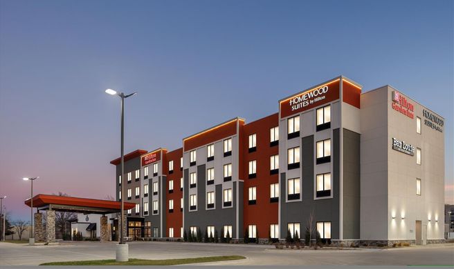 Hilton Garden Inn Wichita Airport Exterior
