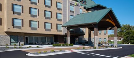 Home2 Suites Frankenmuth Exterior