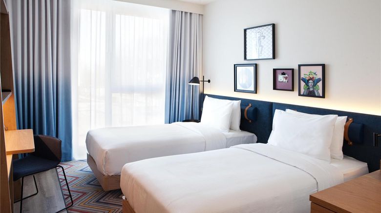 <b>Hampton Stuttgart Room</b>. Images powered by <a href="https://iceportal.shijigroup.com/" title="IcePortal" target="_blank">IcePortal</a>.