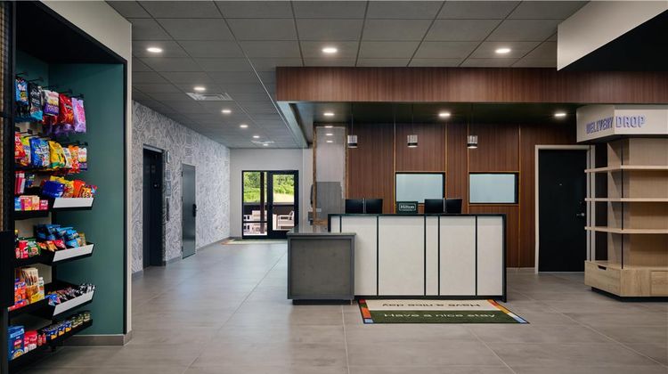 LivSmart Tullahoma Lobby