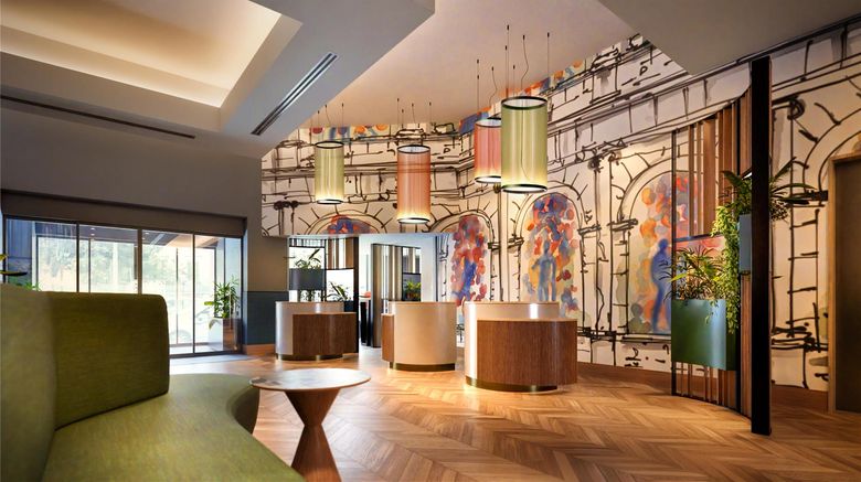 <b>Hilton Garden Inn Rome Colosseum Lobby</b>. Images powered by <a href="https://iceportal.shijigroup.com/" title="IcePortal" target="_blank">IcePortal</a>.