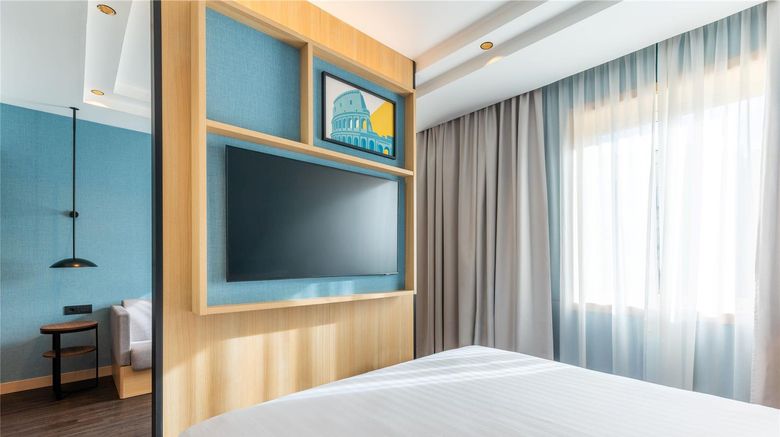 <b>Hilton Garden Inn Rome Colosseum Room</b>. Images powered by <a href="https://iceportal.shijigroup.com/" title="IcePortal" target="_blank">IcePortal</a>.